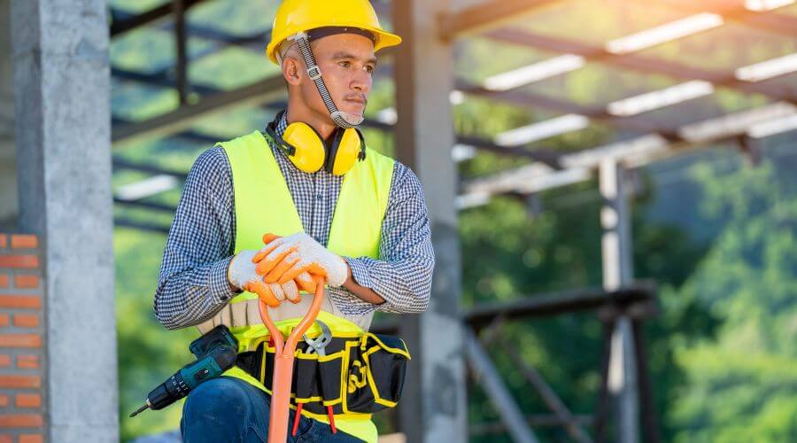 Professional gutter cleaning in Del Rio, TX